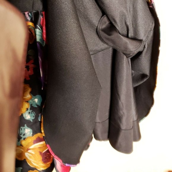 Sam Edelman Womens Floral Deep V Neck Full Skirt 2 - Picture 7 of 9